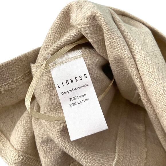 Lioness Beige Mini Skirt in Size Medium 70% Linen, 30% Cotton - Picture 6 of 6